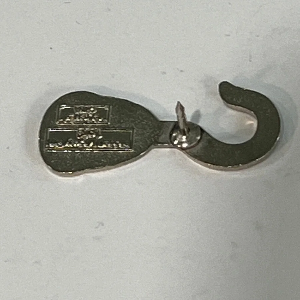 Disney Hidden Mickey Pin Peter Pan Pirates Hook‎ Collector Trading